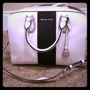 Michael Kors mid sized purse